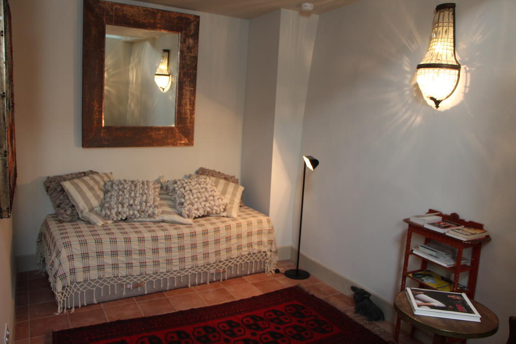 La Petite Hostellerie Uzès Esterno foto